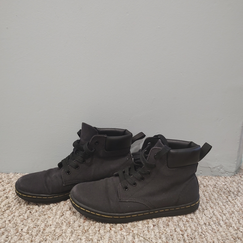 Doc Martens womens size 7 canvas ankle length boots